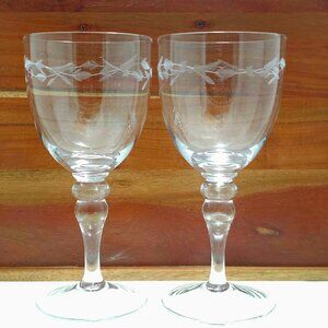 2 Etched Flower Buds Garland Goblets 8.5" oversized 20oz universal water glasses